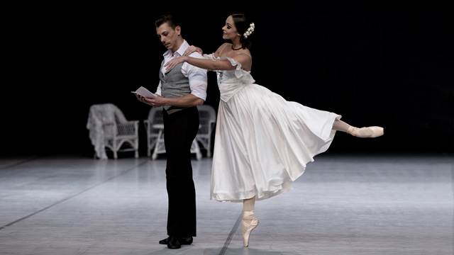 Boston Ballet presents Lady of the Camellias - The 